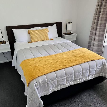 Cottage On Harrogate ハンマー・スプリングス エクステリア 写真